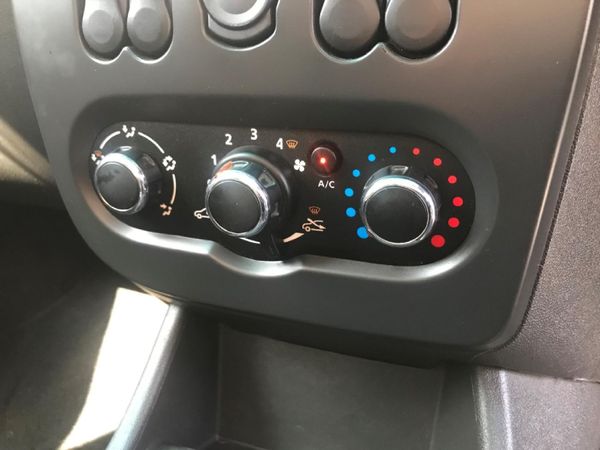 2023-Nissan-NP200-16-AC-Safety-Pack image:8