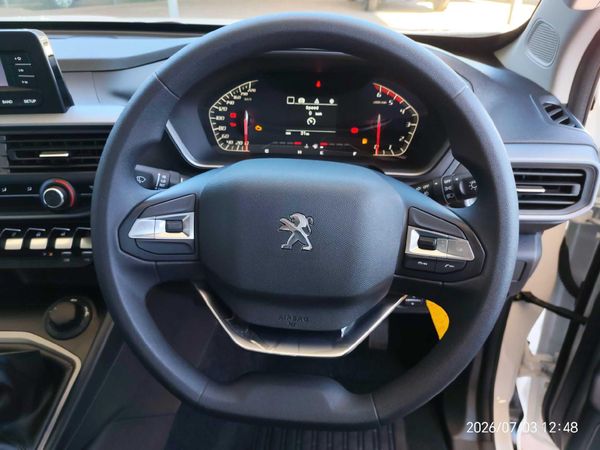 2026-Peugeot-Landtrek-19D-Active-Double-Cab-4x4 image:12