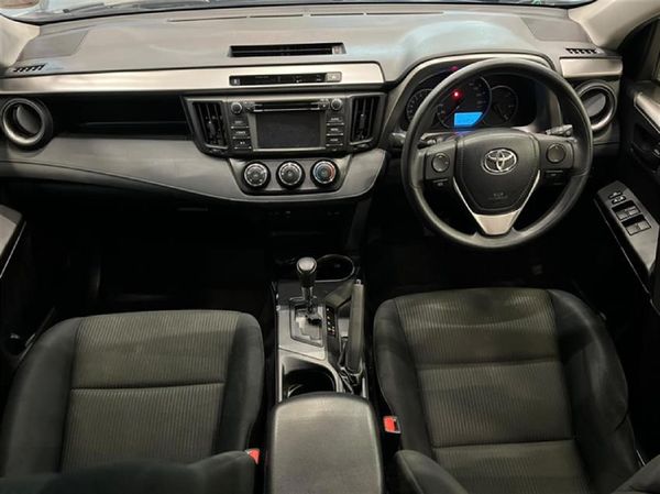 2017-Toyota-RAV4-20-GX-Auto image:9