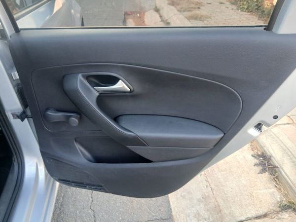 2018-Volkswagen-Polo-Vivo-14 image:6