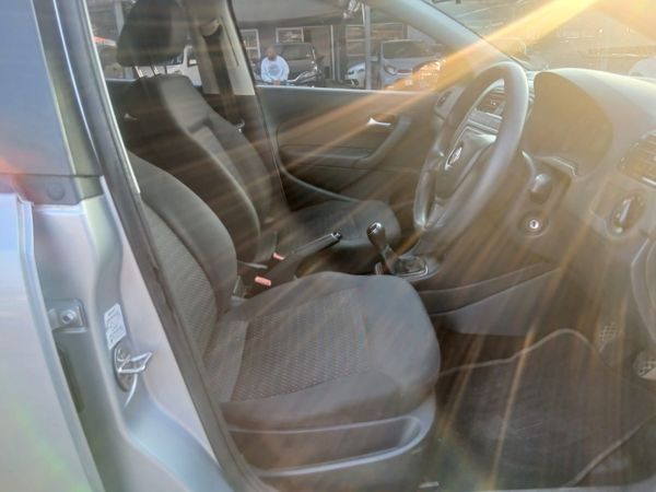 2018-Volkswagen-Polo-Vivo-14 image:8