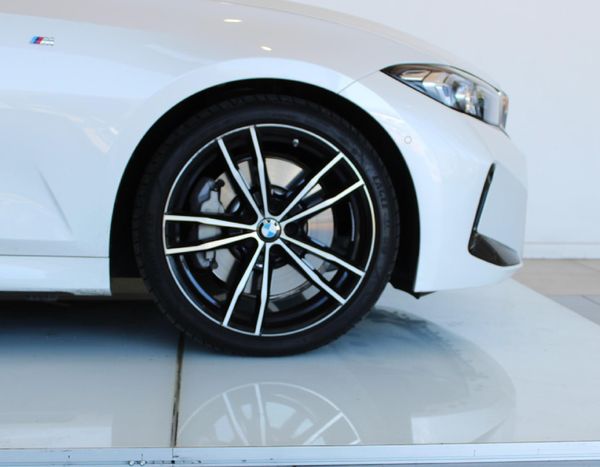 2024-BMW-3-Series-330i-M-Sport-Auto image:4