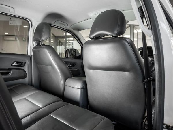 2014-Volkswagen-Amarok-20-TDI-Trendline-103kW-Double-Cab image:25