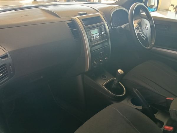 2012-Nissan-X-Trail-20-dCi-4x2-XE image:10
