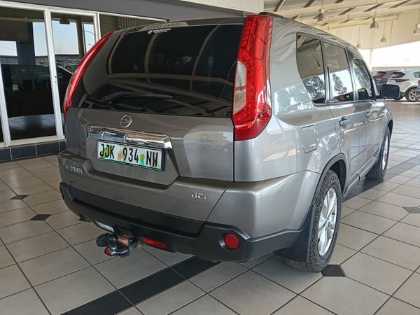 2012-Nissan-X-Trail-20-dCi-4x2-XE image:4
