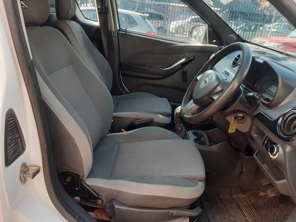 2016-Chevrolet-Utility-14-Sport image:3