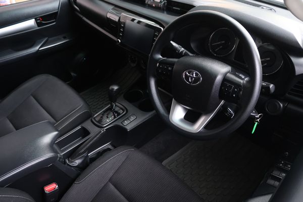 2022-Toyota-Hilux-24-GD-6-Raider-4x4-Auto-Double-Cab image:12