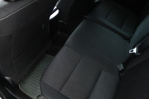 2022-Toyota-Hilux-24-GD-6-Raider-4x4-Auto-Double-Cab image:18