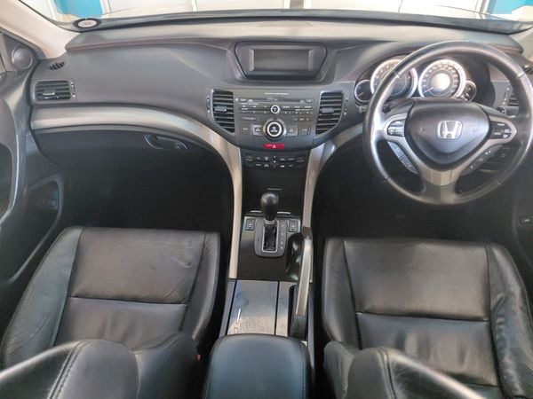 2009-Honda-Accord-24-Executive-Auto image:9