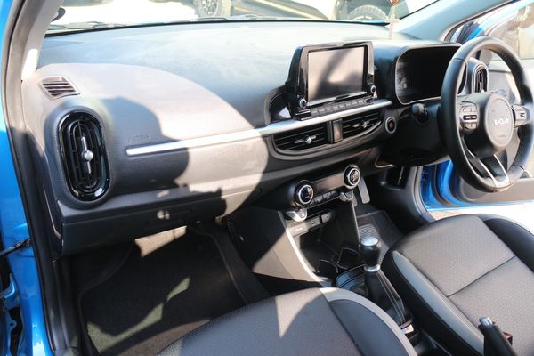 2025-Kia-Picanto-12-EX-Manual image:10