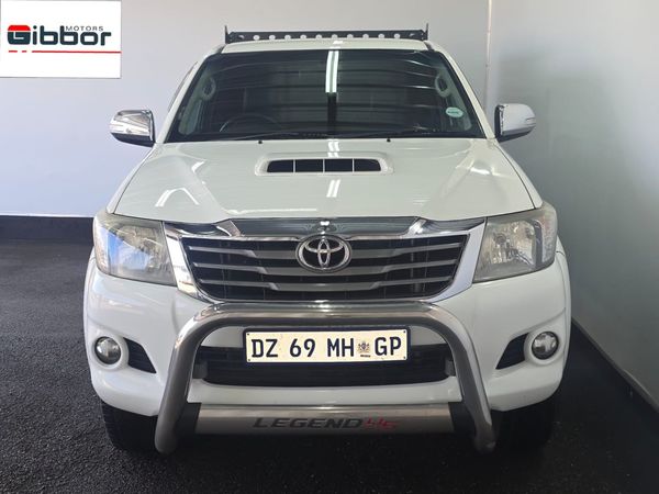 2015-Toyota-Hilux-30-D-4D-Legend-45-Xtra-Cab image:13