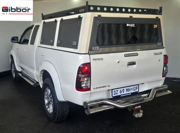 2015-Toyota-Hilux-30-D-4D-Legend-45-Xtra-Cab image:7