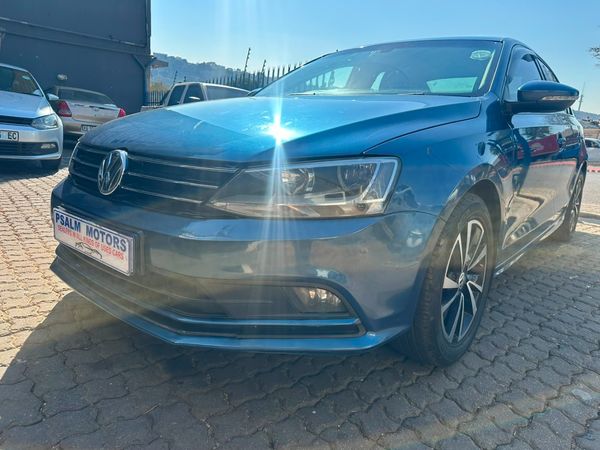 2016-Volkswagen-Jetta-GP-14-TSI-Comfortline image:2