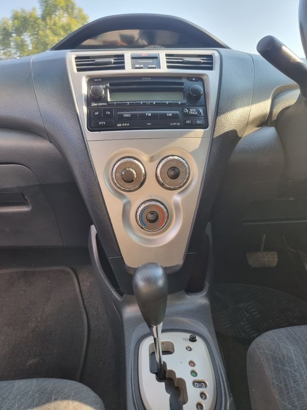 2007-Toyota-Yaris-T3-Spirit-Auto image:16