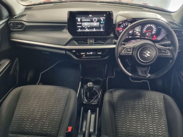 2024-Suzuki-Swift-12-GLX image:4