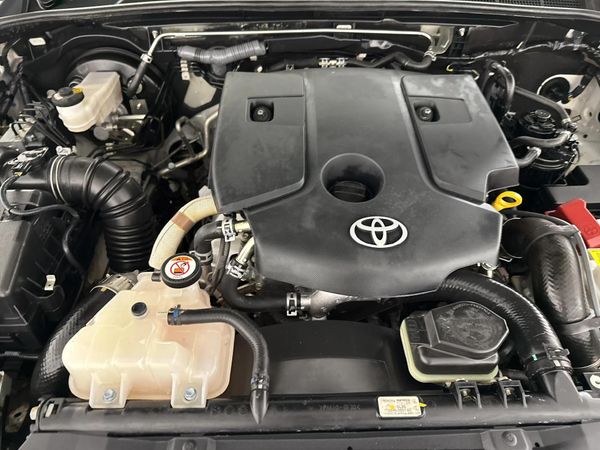 2021-Toyota-Fortuner-24-GD-6-Raised-Body-Auto image:11