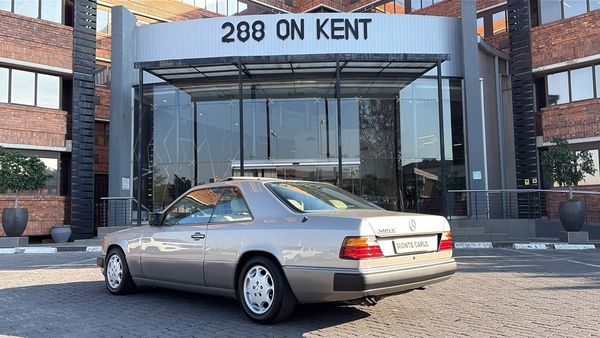 1989-Mercedes-Benz-E-Class-300-CE-Coupe-Auto image:9