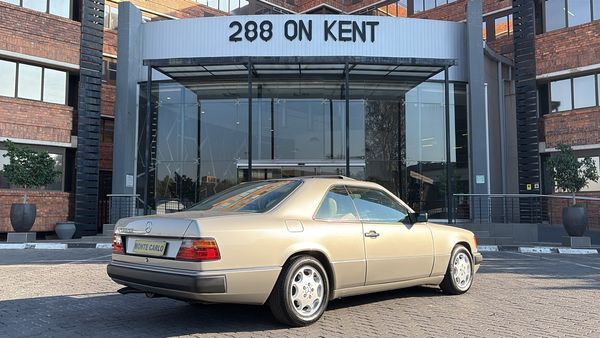 1989-Mercedes-Benz-E-Class-300-CE-Coupe-Auto image:12