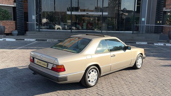 1989-Mercedes-Benz-E-Class-300-CE-Coupe-Auto image:13