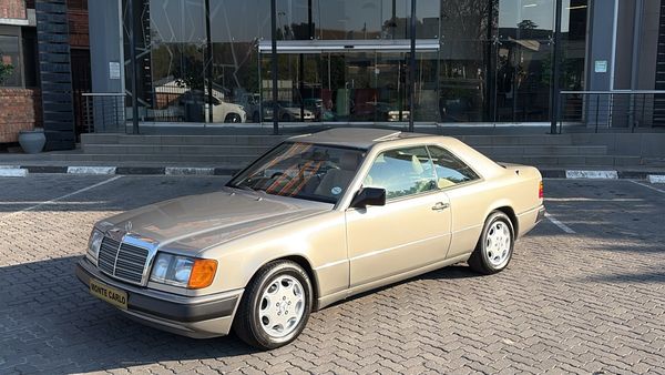 1989-Mercedes-Benz-E-Class-300-CE-Coupe-Auto image:2