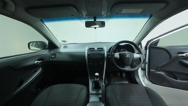 2011-Toyota-Corolla-13-Impact image:10