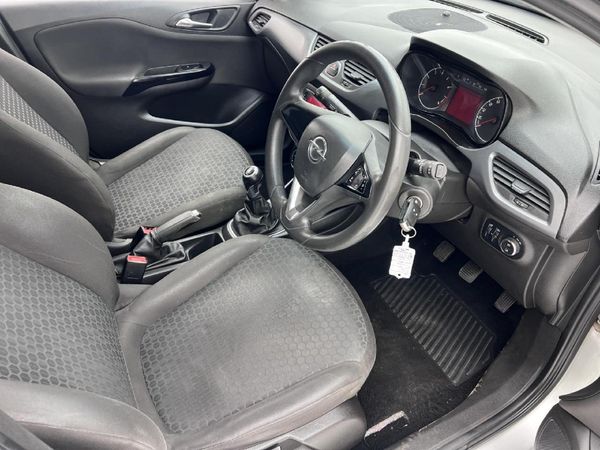 2015-Opel-Corsa-10T-EcoFlex-Enjoy-5-dr-85kW image:14