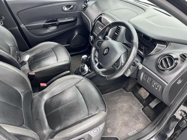 2017-Renault-Captur-12T-Dynamique-5-dr-Auto-88kW image:14