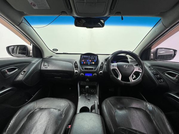 2012-Hyundai-ix35-20-GLS-Executive image:8