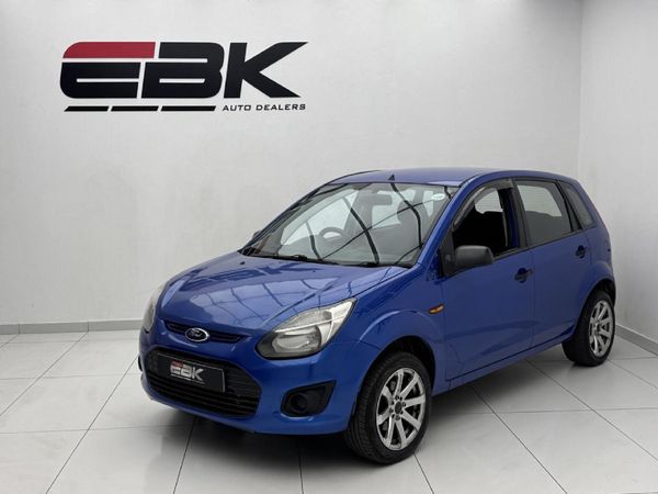 2014-Ford-Figo-14-Ambiente image:2