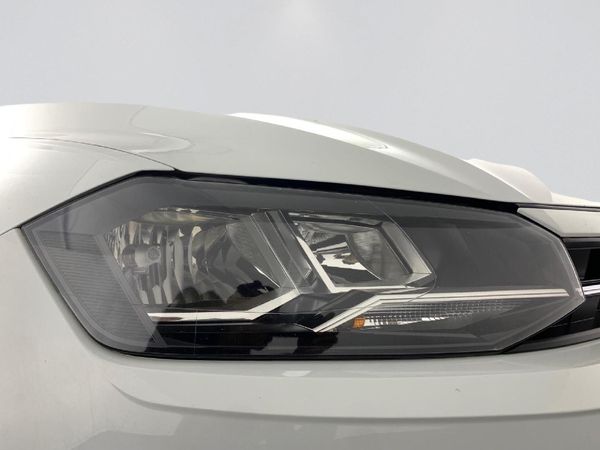 2020-Volkswagen-Polo-10-TSI-Comfortline-Auto image:3
