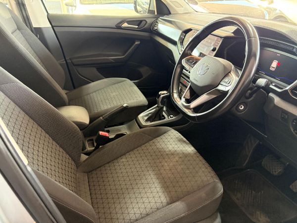 2022-Volkswagen-T-Cross-10-TSI-Comfortline-Auto image:10