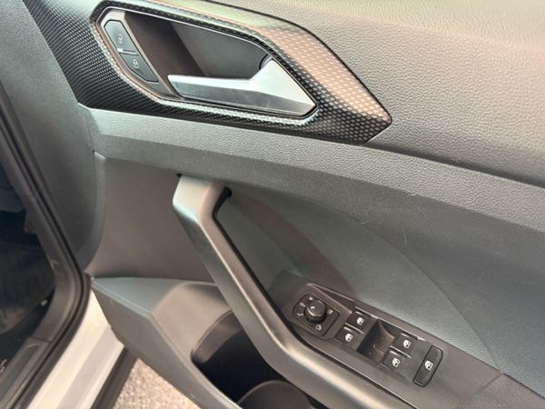 2022-Volkswagen-T-Cross-10-TSI-Comfortline-Auto image:16