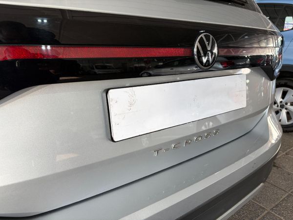 2022-Volkswagen-T-Cross-10-TSI-Comfortline-Auto image:8