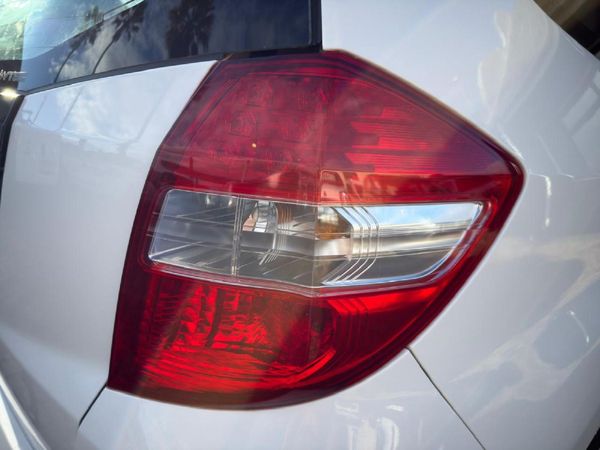 2013-Honda-Jazz-13-Comfort image:10