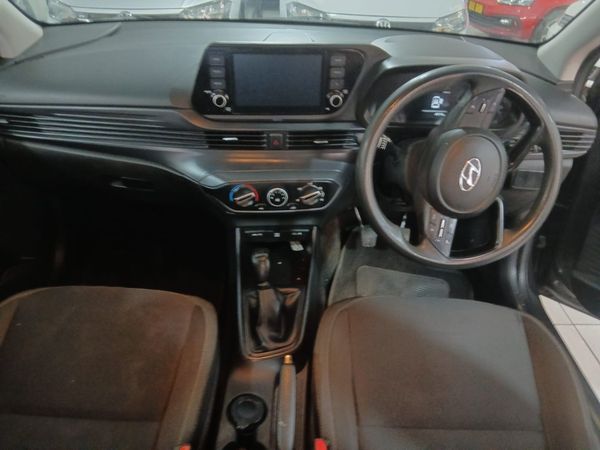 2021-Hyundai-i20-14-Fluid image:7