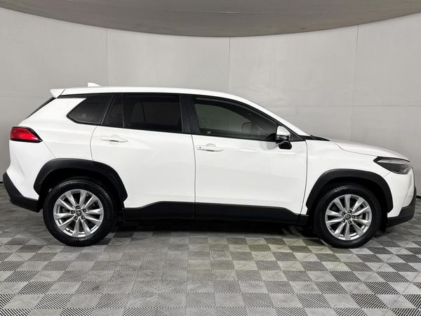 2024-Toyota-Corolla-Cross-18-XI image:14