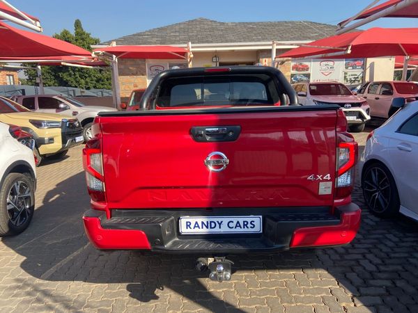 2022-Nissan-Navara-25-DDTi-LE-Plus-4X4-Auto-Double-Cab image:4