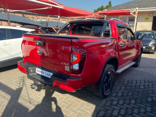 2022-Nissan-Navara-25-DDTi-LE-Plus-4X4-Auto-Double-Cab image:5