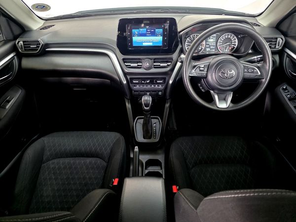 2024-Toyota-Urban-Cruiser-15-XR-Auto image:12