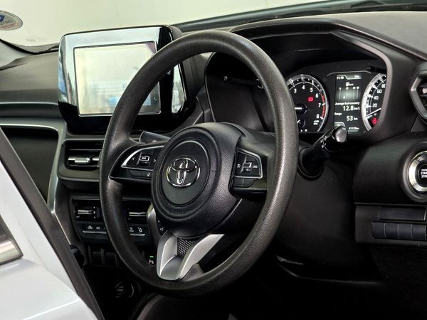 2024-Toyota-Urban-Cruiser-15-XR-Auto image:14