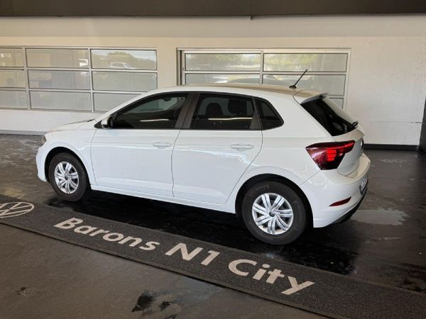 2022-Volkswagen-Polo-10-TSI image:2