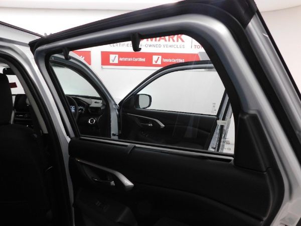 2026-Toyota-Urban-Cruiser-15-XR-Auto image:9