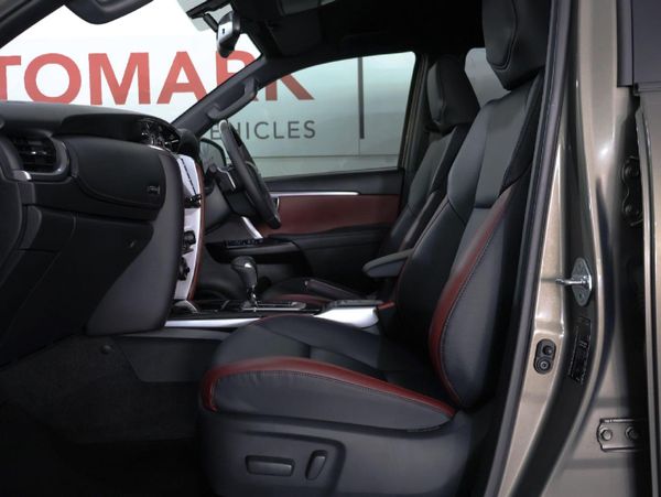 2025-Toyota-Fortuner-28-GD-6-4x4-Auto image:13