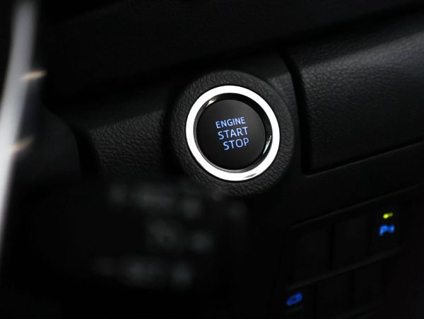 2025-Toyota-Fortuner-28-GD-6-4x4-Auto image:20