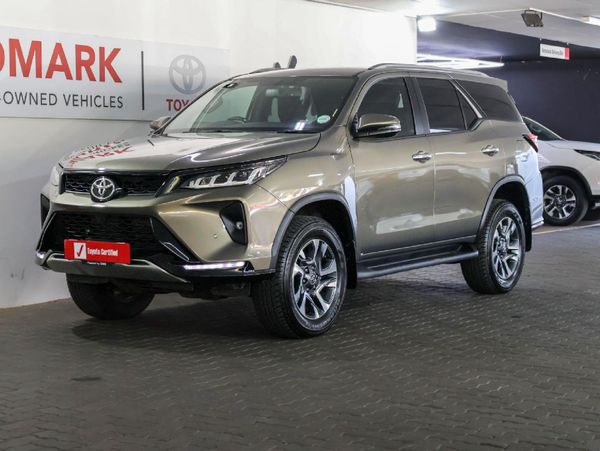 2025-Toyota-Fortuner-28-GD-6-4x4-Auto image:3