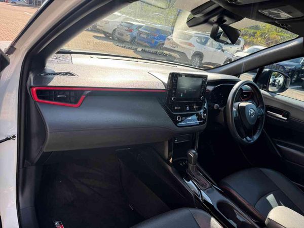 2024-Toyota-Corolla-Cross-18-GR-S-Hybrid image:19