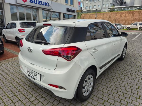 2018-Hyundai-i20-12-Motion image:2
