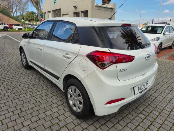 2018-Hyundai-i20-12-Motion image:4