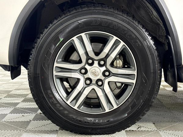 2021-Toyota-Fortuner-24-GD-6-4x4-Auto image:4