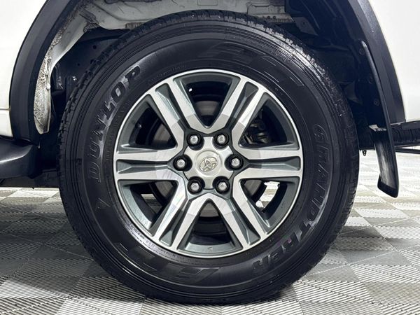 2021-Toyota-Fortuner-24-GD-6-4x4-Auto image:6